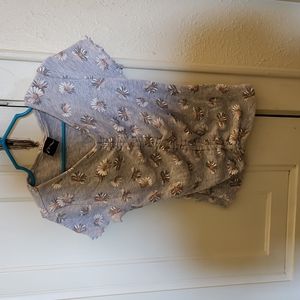 Size 7/8 Short Sleeve Shirt.